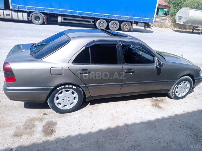 Mercedes C 180 1994, 280,000 km - 1.8 l - Bakı