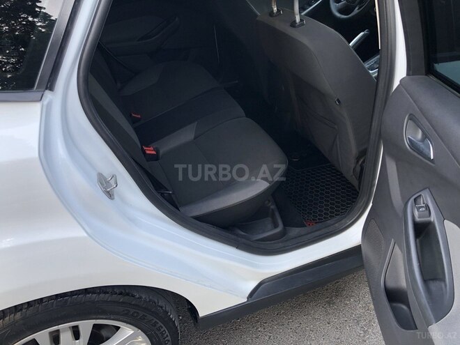 Ford Focus 2012, 228,500 km - 1.6 л - Sumqayıt