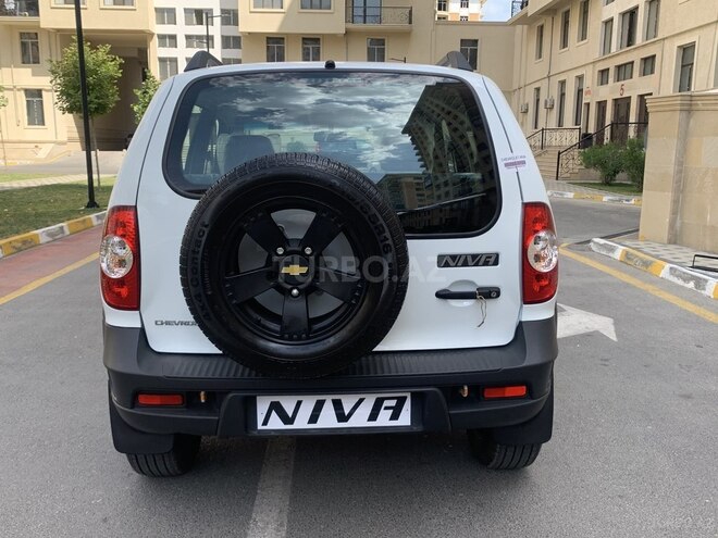 Chevrolet Niva 2016, 6,910 km - 1.7 l - Sumqayıt