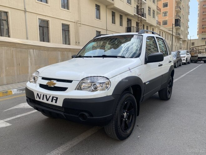 Chevrolet Niva 2016, 6,910 km - 1.7 l - Sumqayıt