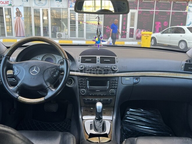 Mercedes E 220 2003, 575,000 km - 2.2 l - Bakı