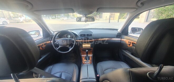 Mercedes E 220 2008, 259,000 km - 2.2 л - Bakı