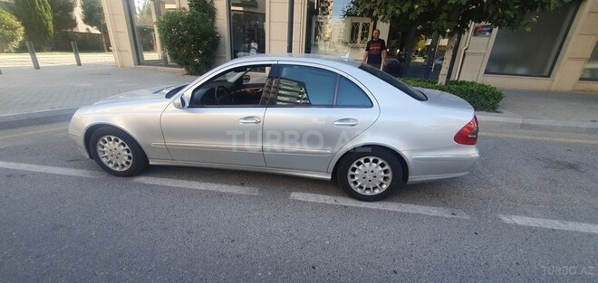 Mercedes E 220 2008, 259,000 km - 2.2 л - Bakı