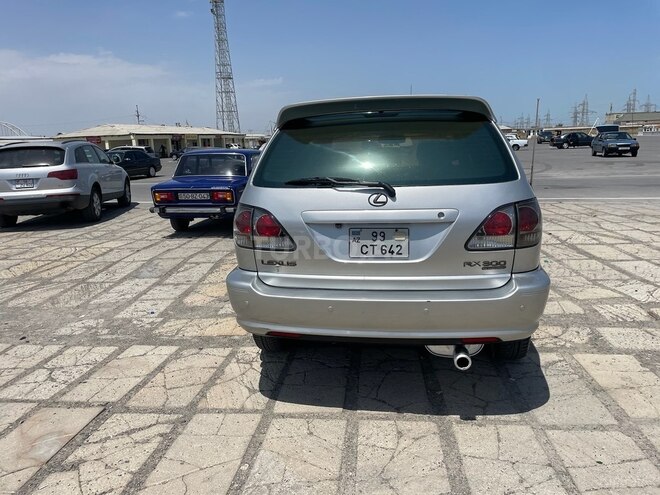 Lexus RX 300 2001, 268,000 km - 3.0 l - Bakı