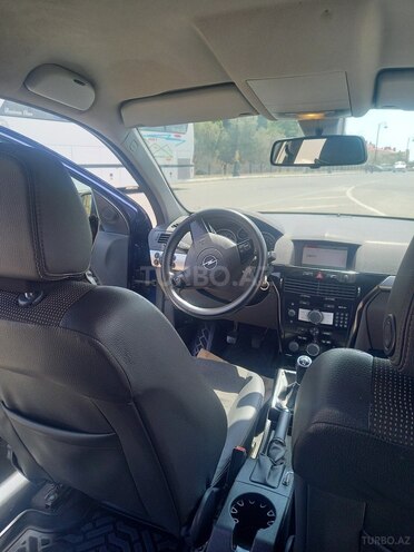 Opel Astra 2010, 241,947 km - 1.4 l - Bakı