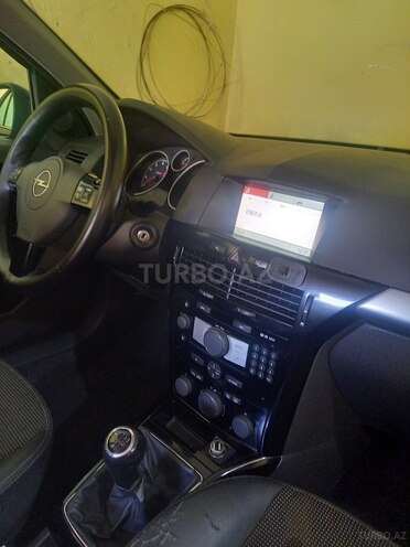 Opel Astra 2010, 241,947 km - 1.4 l - Bakı