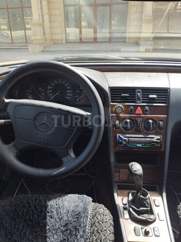 Mercedes C 180 1997, 350,000 km - 1.8 л - İsmayıllı
