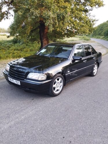 Mercedes C 180 1997, 350,000 km - 1.8 л - İsmayıllı