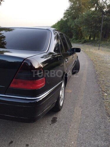 Mercedes C 180 1997, 350,000 km - 1.8 л - İsmayıllı