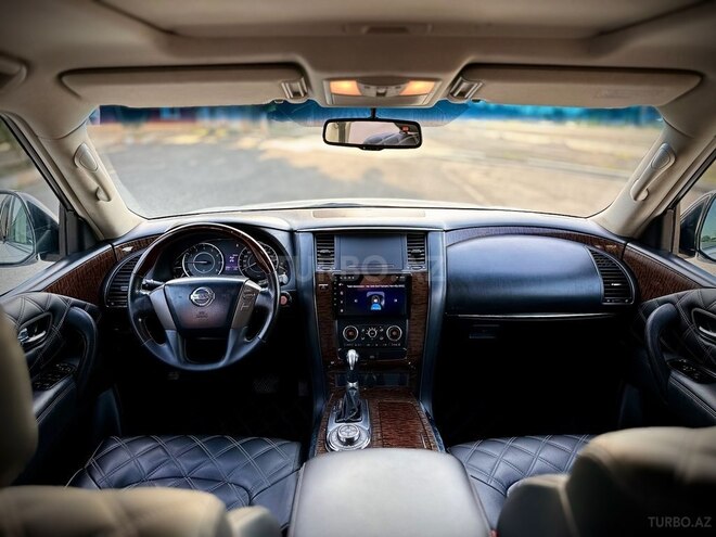 Nissan Patrol 2010, 217,000 km - 5.6 l - Gəncə