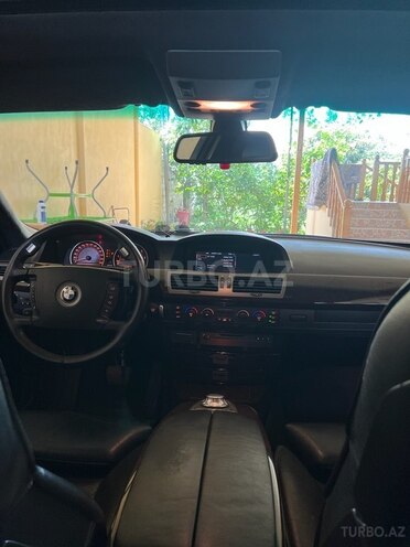 BMW 745 2003, 247,000 km - 4.4 l - Gəncə