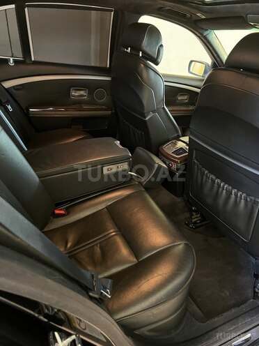 BMW 745 2003, 247,000 km - 4.4 l - Gəncə