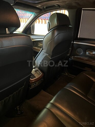 BMW 745 2003, 247,000 km - 4.4 l - Gəncə