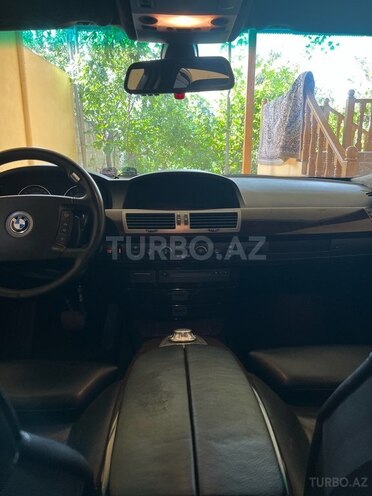BMW 745 2003, 247,000 km - 4.4 l - Gəncə