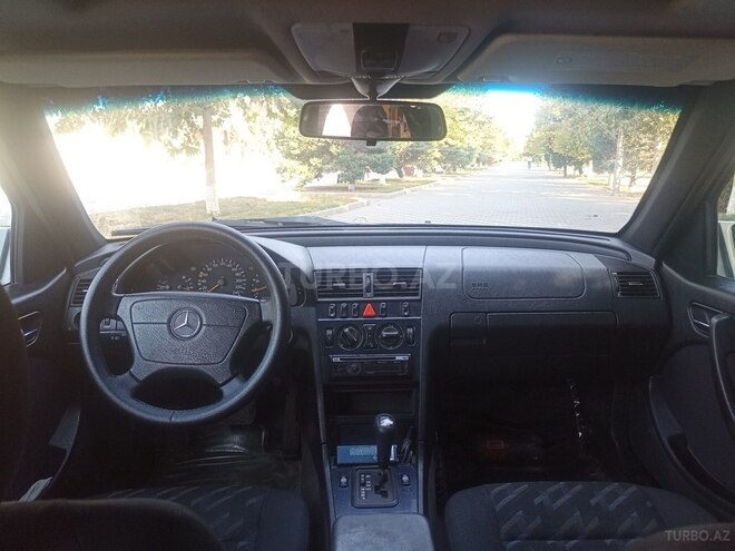 Mercedes C 200 1998, 300,000 km - 2.0 l - İmişli