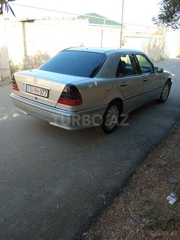 Mercedes C 220 1999, 235,698 km - 2.2 л - Bakı