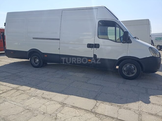 Iveco  2009, 490,000 km - 3.0 l - Bakı