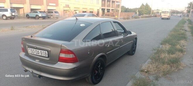 Opel Vectra 1997, 380,000 km - 2.0 l - Sumqayıt