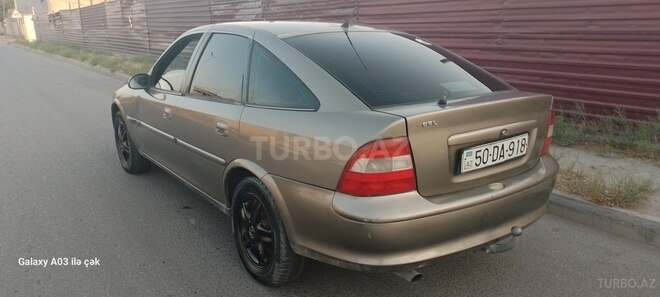 Opel Vectra 1997, 380,000 km - 2.0 l - Sumqayıt