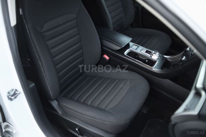 Ford Fusion 2018, 122,711 km - 2.0 l - Bakı
