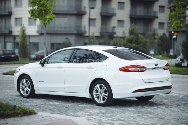 Ford Fusion 2018, 122,711 km - 2.0 l - Bakı