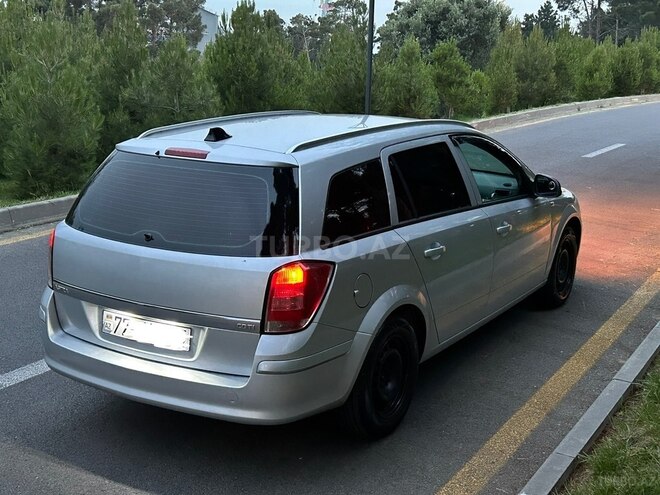 Opel Astra 2010, 214,000 km - 1.3 l - Bakı