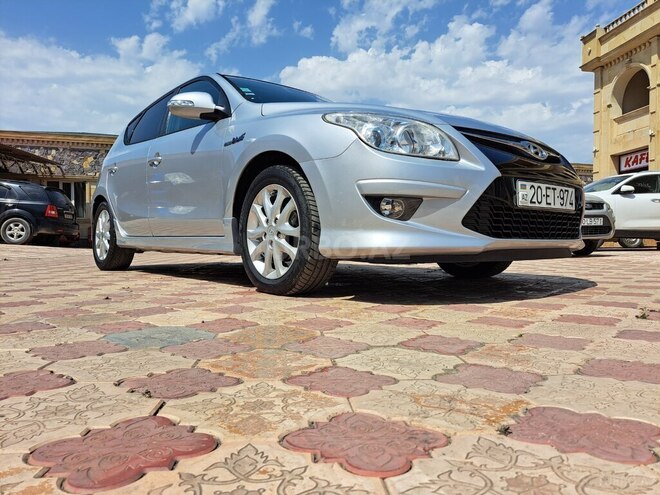 Hyundai i30 2010, 144,700 km - 1.6 l - Gəncə