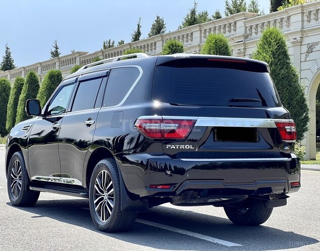 Nissan Patrol 2010, 189,632 km - 5.6 l - Gəncə
