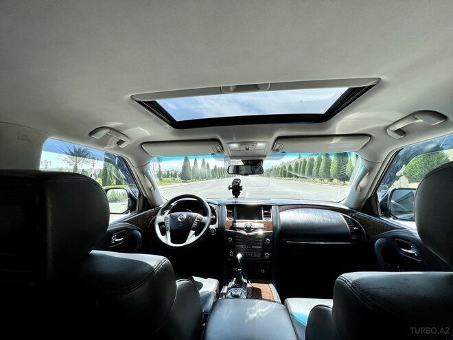 Nissan Patrol 2010, 189,632 km - 5.6 l - Gəncə