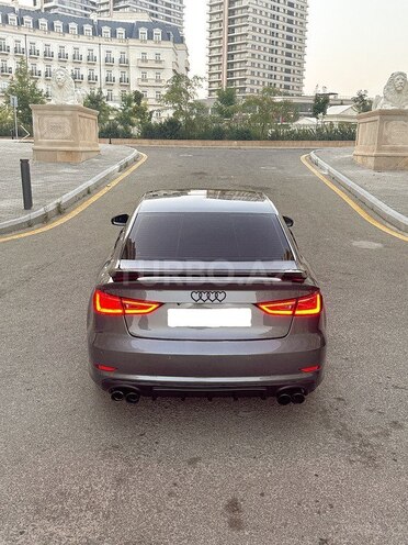 Audi A3 2014, 135,000 km - 1.8 л - Bakı