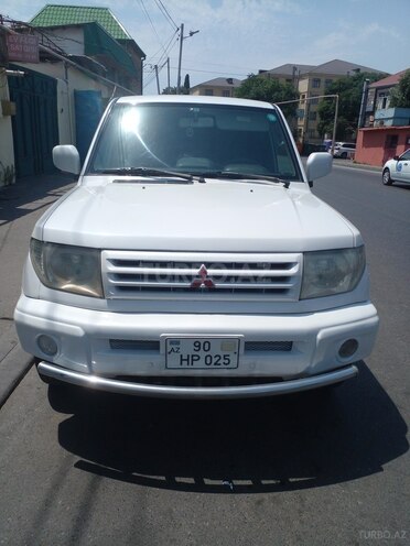 Mitsubishi Pajero io 1999, 234,567 km - 1.8 l - Bakı