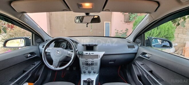 Opel Astra 2009, 227,000 km - 1.4 l - Bakı