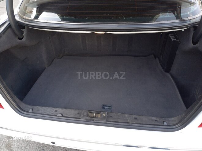 Mercedes E 320 2001, 311,621 km - 3.2 l - Bakı