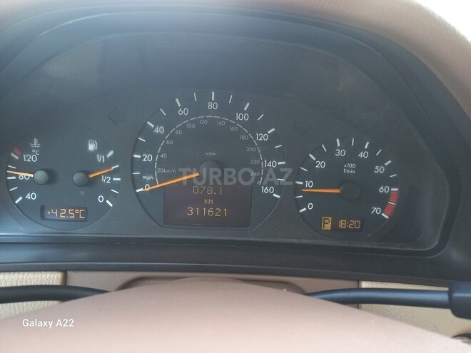 Mercedes E 320 2001, 311,621 km - 3.2 l - Bakı