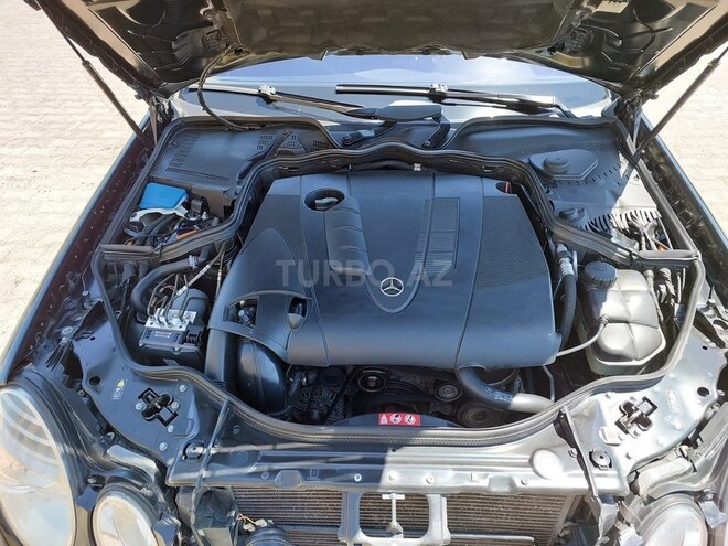 Mercedes E 220 2006, 325,000 km - 2.2 l - Bakı