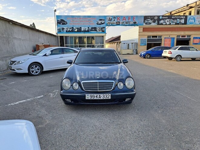 Mercedes E 240 2000, 286,000 km - 2.4 l - Gəncə