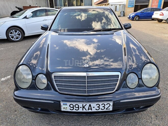 Mercedes E 240 2000, 286,000 km - 2.4 l - Gəncə