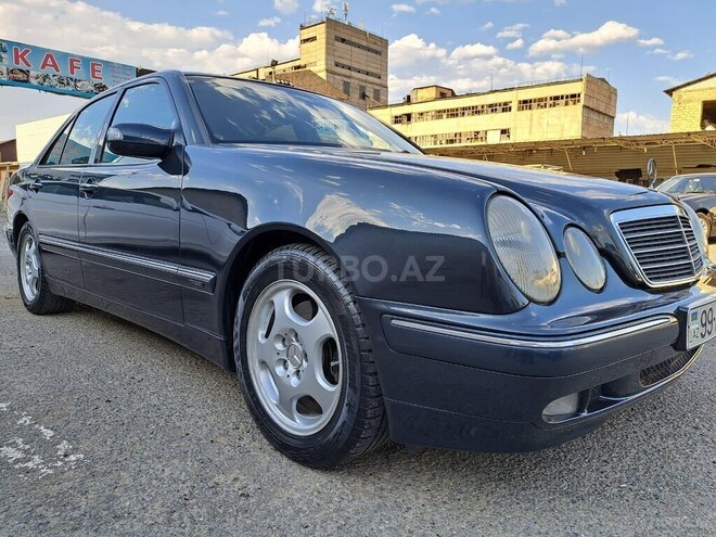Mercedes E 240 2000, 286,000 km - 2.4 l - Gəncə