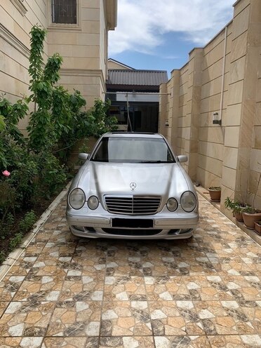 Mercedes E 240 2000, 393,000 km - 2.6 l - Sumqayıt
