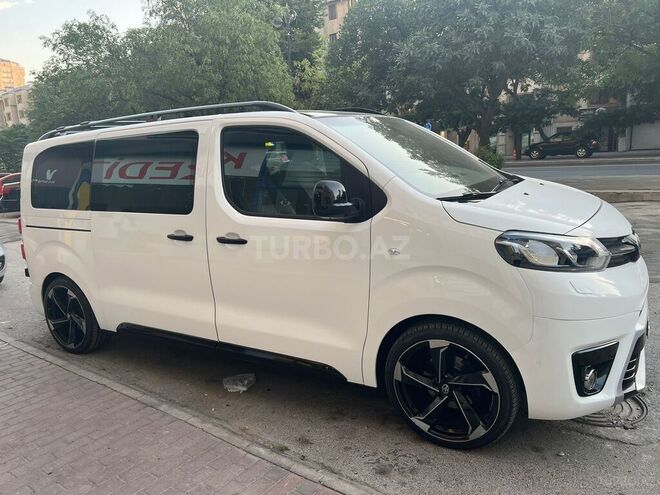 Toyota  2019, 54,000 km - 1.5 l - Bakı
