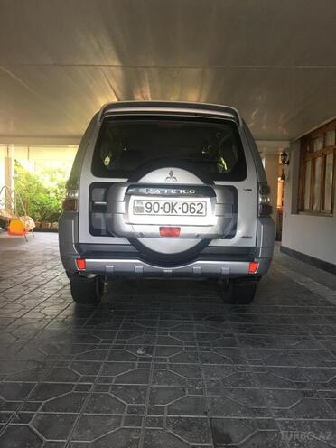 Mitsubishi Pajero 2011, 241,000 km - 3.5 l - Zaqatala
