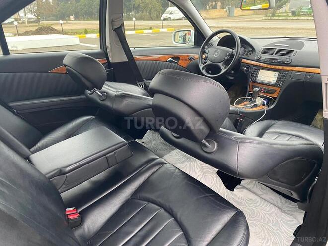 Mercedes E 220 2007, 260,000 km - 2.2 л - Bakı