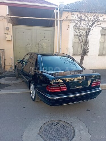 Mercedes E 270 2000, 449,891 km - 2.7 л - Gəncə