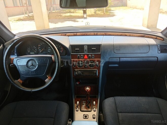 Mercedes C 220 1998, 421,128 km - 2.2 l - Bakı