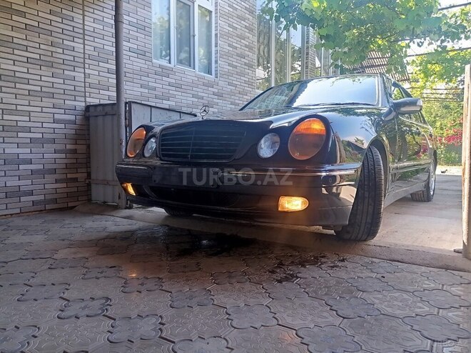 Mercedes E 240 2000, 285,647 km - 2.4 l - Zaqatala