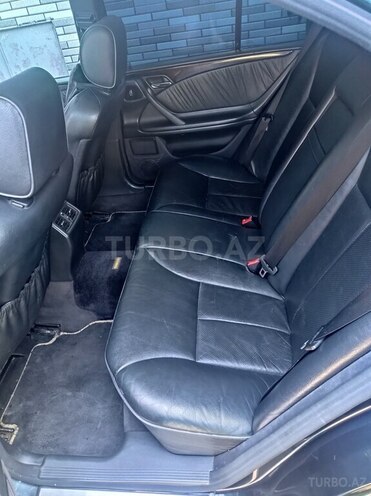 Mercedes E 240 2000, 285,647 km - 2.4 l - Zaqatala