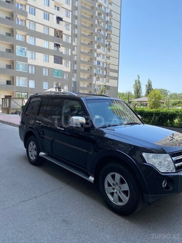 Mitsubishi Pajero 2008, 178,000 km - 3.0 l - Bakı