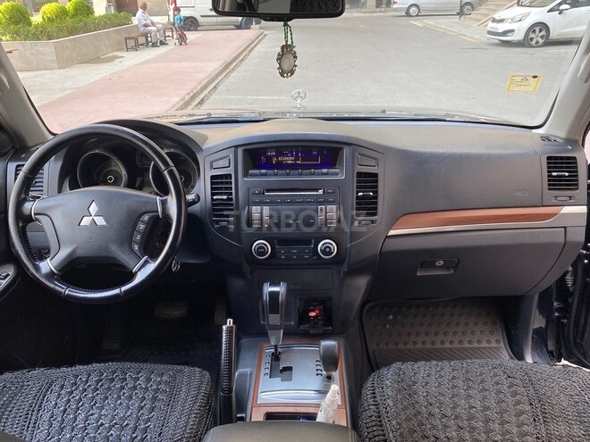 Mitsubishi Pajero 2008, 178,000 km - 3.0 l - Bakı