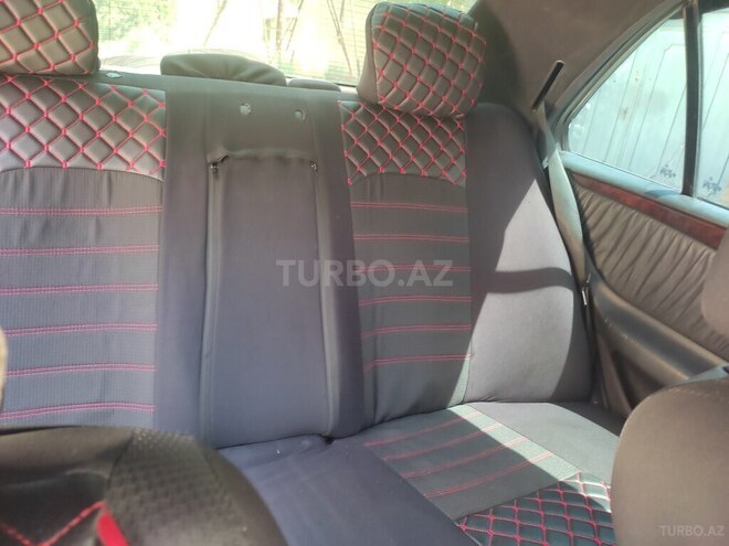 Mercedes E 220 1999, 248,000 km - 2.2 l - Bakı