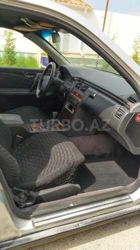 Mercedes E 320 1996, 293,456 km - 3.2 л - Bakı